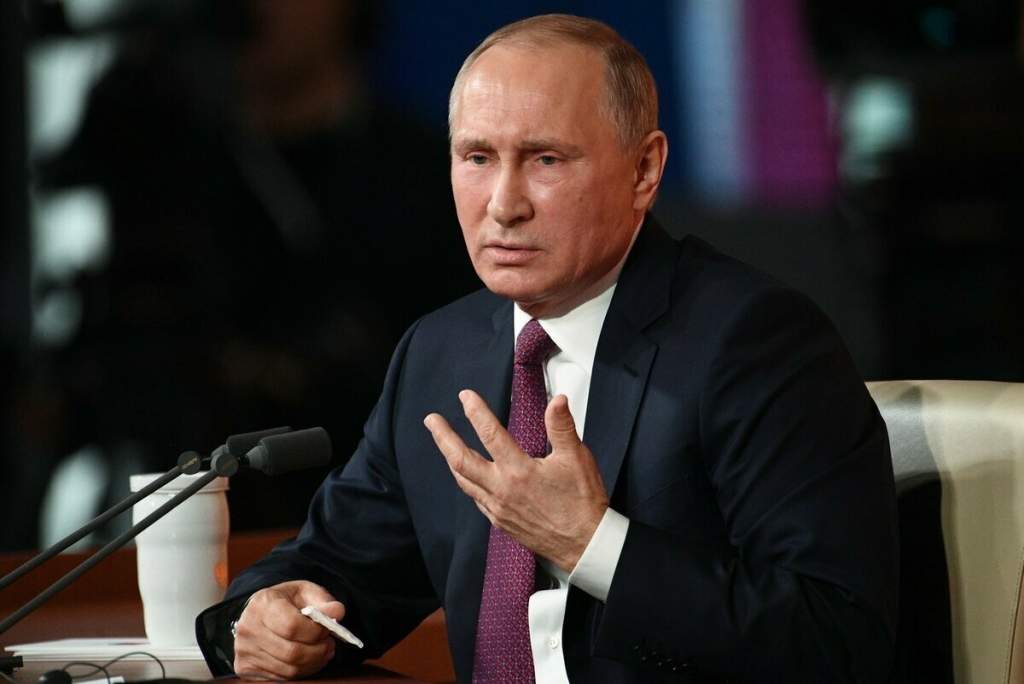 Путин Владимир Владимирович - российский государственный деятель, действующий президент Российской Федерации с 7 мая 2012 года.