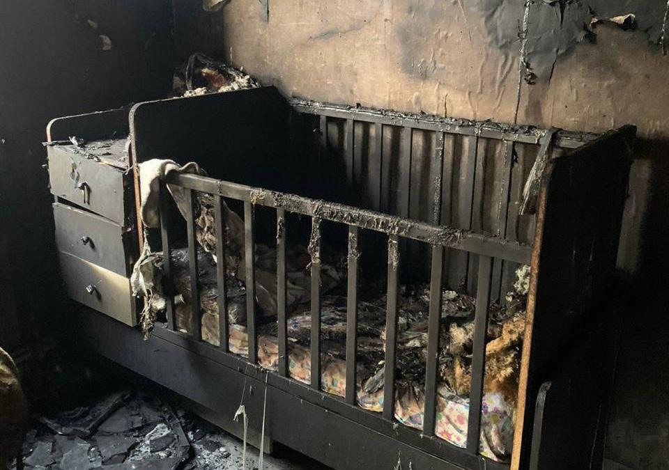 В Шахтах годовалая малышка сгорела при пожаре