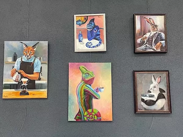 Ростовская художница представила животных в человеческих образах